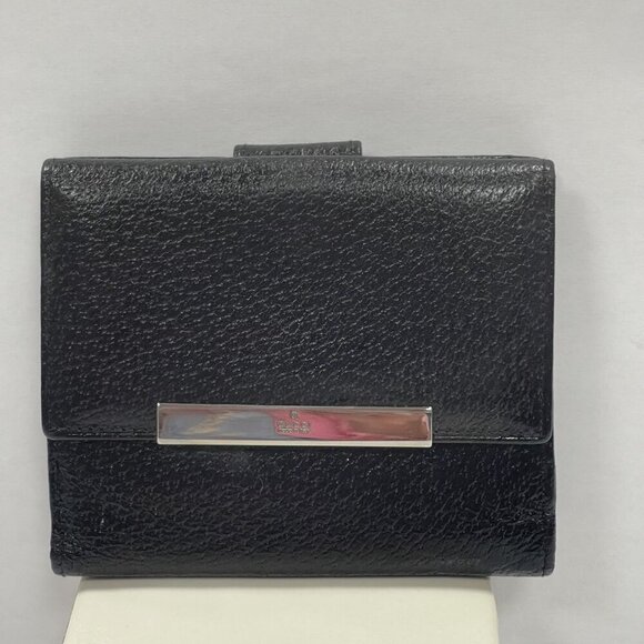 Gucci Black Leather Compact Wallet w/ Silver-tone Hardware - Preowned - Picture 6 of 14
